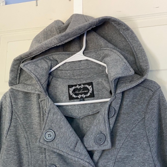 Grey jacket - Picture 3 of 6